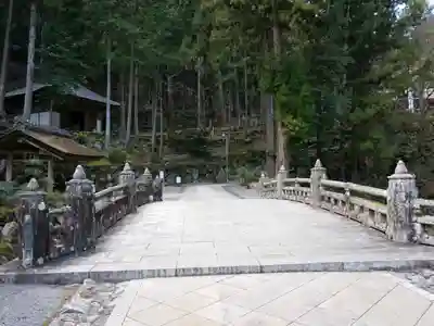 身延山 祖廟拝殿のその他建物