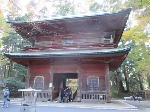 比叡山延暦寺の山門