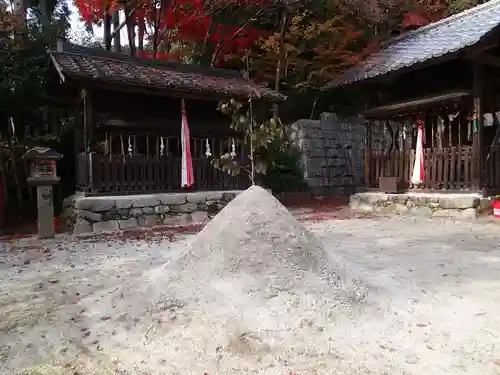石座神社の本殿・本堂