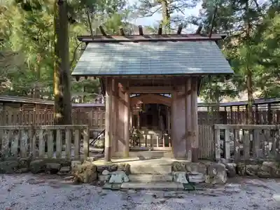 鳴谷神社の本殿・本堂