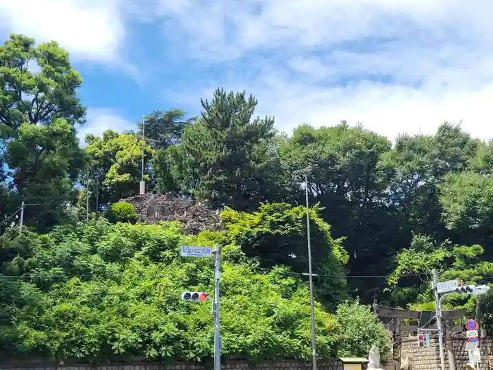 品川神社の周辺