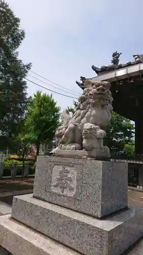 新城神社の狛犬