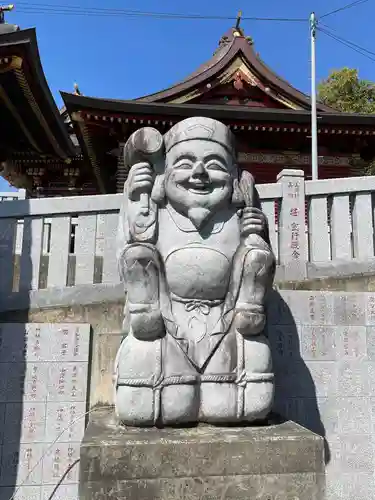 大杉神社の像