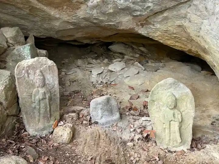 長安寺 岩井堂観音(長野県)