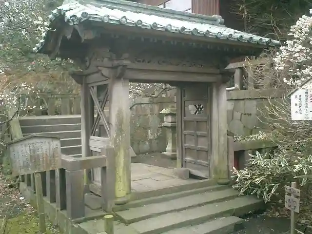 英勝寺の山門・神門