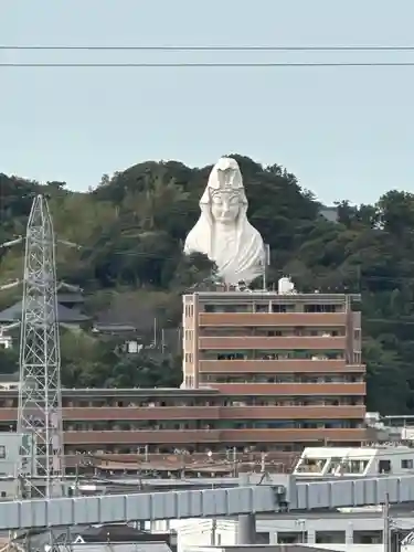 神奈川縣護国神社の仏像