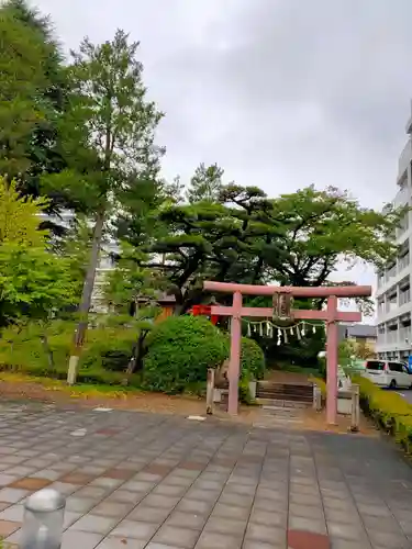 金岡八幡宮の鳥居