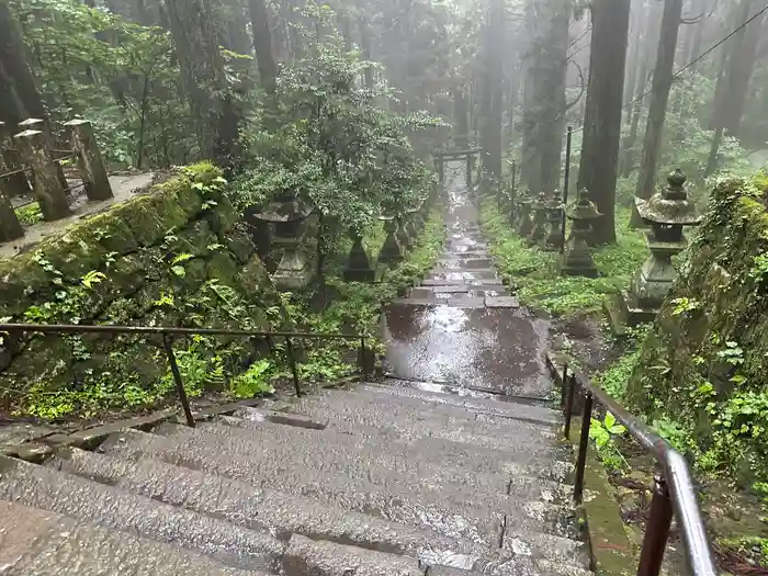 上色見熊野座神社の建物その他