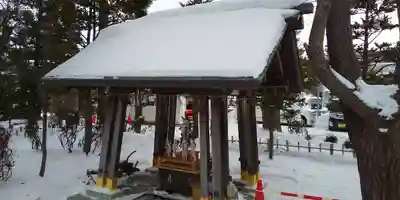 西野神社の手水舎