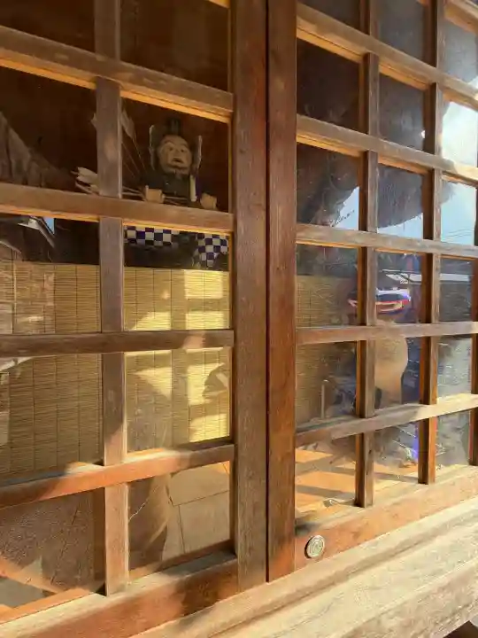 須我神社の{uncategorized: "未分類", other: "その他", undefined: "問題あり", building: "その他建物", grave: "お墓", sacred_gate: "鳥居", guardian: "狛犬", statue: "像", buddha: "仏像", history: "歴史", nature: "自然", garden: "庭園", animal: "動物", pagoda: "塔", temizu: "手水舎", mountain_gate: "山門・神門", sanctuary: "本殿・本堂", subordinate: "末社・摂社", art: "芸術", scenery: "景色", jizo: "地蔵", ema: "絵馬", goshuin: "御朱印", omikuji: "おみくじ", items: "授与品その他", amulet: "お守り", goshuincho: "御朱印帳", eats: "食事", festival: "お祭り", votive_dance: "神楽", shichigosan: "七五三参", wedding: "結婚式", experience: "体験その他", initially: "初詣", around: "周辺", anti_infection: "感染症対策"}