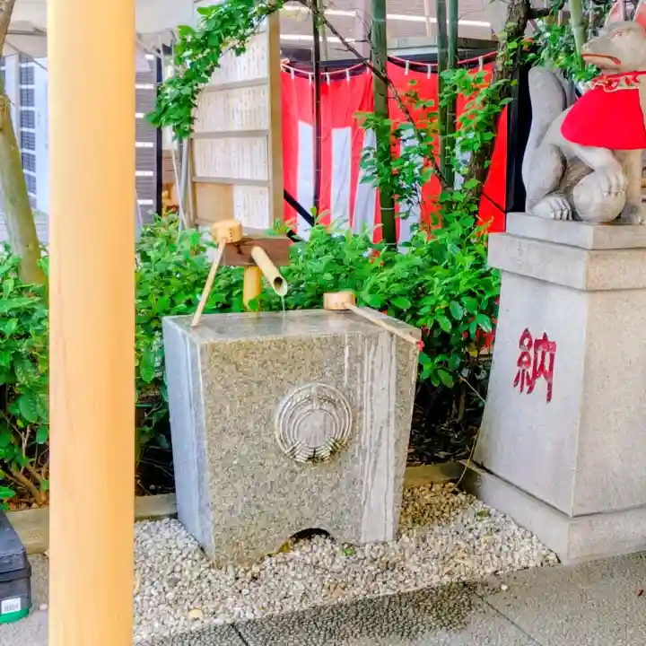 茶ノ木神社の{uncategorized: "未分類", other: "その他", undefined: "問題あり", building: "その他建物", grave: "お墓", sacred_gate: "鳥居", guardian: "狛犬", statue: "像", buddha: "仏像", history: "歴史", nature: "自然", garden: "庭園", animal: "動物", pagoda: "塔", temizu: "手水舎", mountain_gate: "山門・神門", sanctuary: "本殿・本堂", subordinate: "末社・摂社", art: "芸術", scenery: "景色", jizo: "地蔵", ema: "絵馬", goshuin: "御朱印", omikuji: "おみくじ", items: "授与品その他", amulet: "お守り", goshuincho: "御朱印帳", eats: "食事", festival: "お祭り", votive_dance: "神楽", shichigosan: "七五三参", wedding: "結婚式", experience: "体験その他", initially: "初詣", around: "周辺", anti_infection: "感染症対策"}