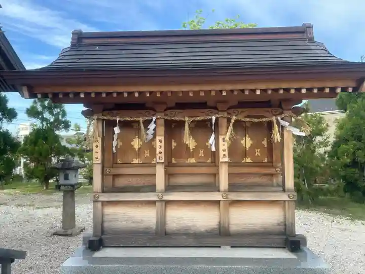 八ツ屋神明社の{uncategorized: "未分類", other: "その他", undefined: "問題あり", building: "その他建物", grave: "お墓", sacred_gate: "鳥居", guardian: "狛犬", statue: "像", buddha: "仏像", history: "歴史", nature: "自然", garden: "庭園", animal: "動物", pagoda: "塔", temizu: "手水舎", mountain_gate: "山門・神門", sanctuary: "本殿・本堂", subordinate: "末社・摂社", art: "芸術", scenery: "景色", jizo: "地蔵", ema: "絵馬", goshuin: "御朱印", omikuji: "おみくじ", items: "授与品その他", amulet: "お守り", goshuincho: "御朱印帳", eats: "食事", festival: "お祭り", votive_dance: "神楽", shichigosan: "七五三参", wedding: "結婚式", experience: "体験その他", initially: "初詣", around: "周辺", anti_infection: "感染症対策"}