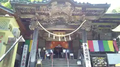 大山寺の本殿・本堂