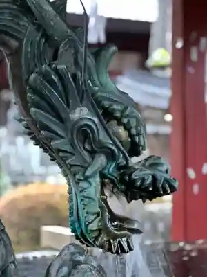 北口本宮冨士浅間神社の手水舎