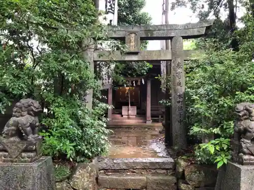 筑紫神社の末社