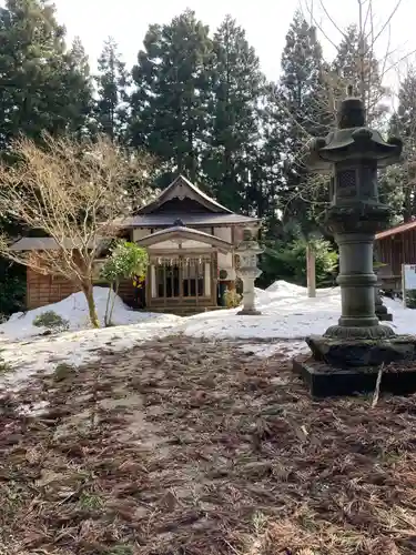 石動神社の本殿