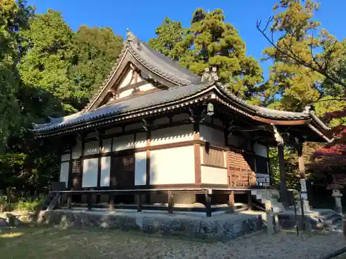 龍泉寺の本殿