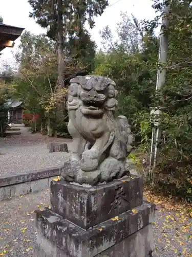 国主神社の狛犬