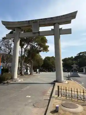 宗像大社の{uncategorized: "未分類", other: "その他", undefined: "問題あり", building: "その他建物", grave: "お墓", sacred_gate: "鳥居", guardian: "狛犬", statue: "像", buddha: "仏像", history: "歴史", nature: "自然", garden: "庭園", animal: "動物", pagoda: "塔", temizu: "手水舎", mountain_gate: "山門・神門", sanctuary: "本殿・本堂", subordinate: "末社・摂社", art: "芸術", scenery: "景色", jizo: "地蔵", ema: "絵馬", goshuin: "御朱印", omikuji: "おみくじ", items: "授与品その他", amulet: "お守り", goshuincho: "御朱印帳", eats: "食事", festival: "お祭り", votive_dance: "神楽", shichigosan: "七五三参", wedding: "結婚式", experience: "体験その他", initially: "初詣", around: "周辺", anti_infection: "感染症対策"}