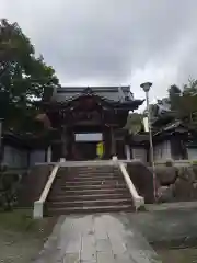 粟生寺の山門