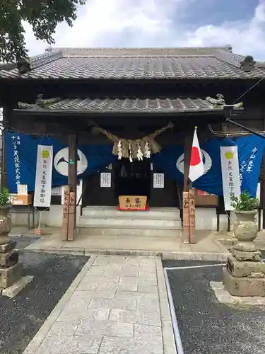 坂本八幡宮の本殿・本堂