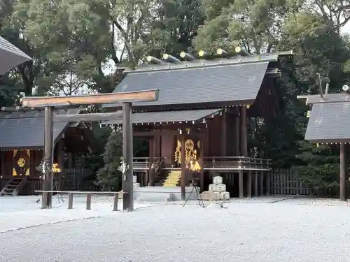 阿佐ヶ谷神明宮の{uncategorized: "未分類", other: "その他", undefined: "問題あり", building: "その他建物", grave: "お墓", sacred_gate: "鳥居", guardian: "狛犬", statue: "像", buddha: "仏像", history: "歴史", nature: "自然", garden: "庭園", animal: "動物", pagoda: "塔", temizu: "手水舎", mountain_gate: "山門・神門", sanctuary: "本殿・本堂", subordinate: "末社・摂社", art: "芸術", scenery: "景色", jizo: "地蔵", ema: "絵馬", goshuin: "御朱印", omikuji: "おみくじ", items: "授与品その他", amulet: "お守り", goshuincho: "御朱印帳", eats: "食事", festival: "お祭り", votive_dance: "神楽", shichigosan: "七五三参", wedding: "結婚式", experience: "体験その他", initially: "初詣", around: "周辺", anti_infection: "感染症対策"}