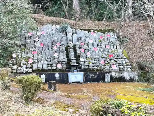 嶺南寺の仏像