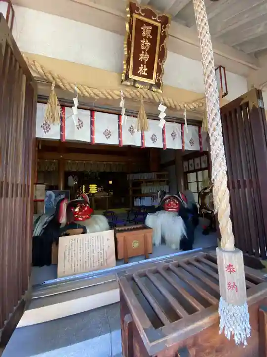 諏訪神社の本殿・本堂