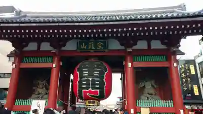 浅草寺の山門・神門