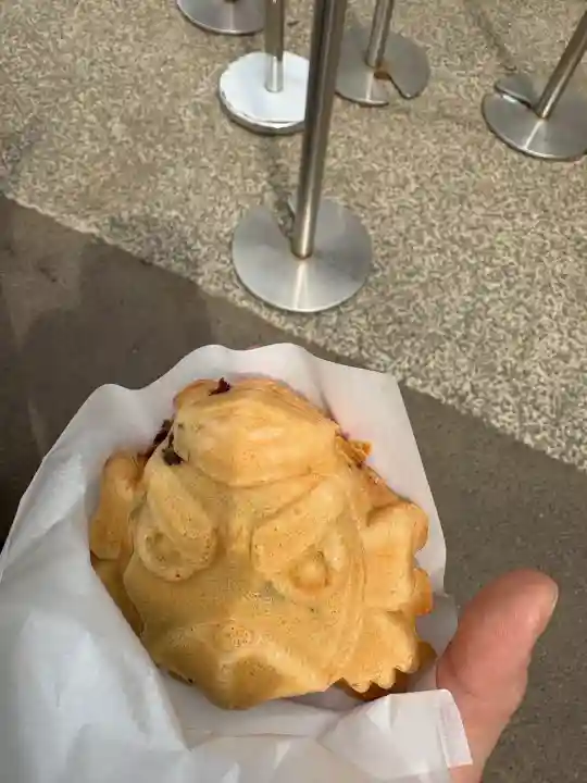 高尾山薬王院の{uncategorized: "未分類", other: "その他", undefined: "問題あり", building: "その他建物", grave: "お墓", sacred_gate: "鳥居", guardian: "狛犬", statue: "像", buddha: "仏像", history: "歴史", nature: "自然", garden: "庭園", animal: "動物", pagoda: "塔", temizu: "手水舎", mountain_gate: "山門・神門", sanctuary: "本殿・本堂", subordinate: "末社・摂社", art: "芸術", scenery: "景色", jizo: "地蔵", ema: "絵馬", goshuin: "御朱印", omikuji: "おみくじ", items: "授与品その他", amulet: "お守り", goshuincho: "御朱印帳", eats: "食事", festival: "お祭り", votive_dance: "神楽", shichigosan: "七五三参", wedding: "結婚式", experience: "体験その他", initially: "初詣", around: "周辺", anti_infection: "感染症対策"}