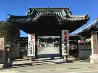 成田山川越別院の山門・神門