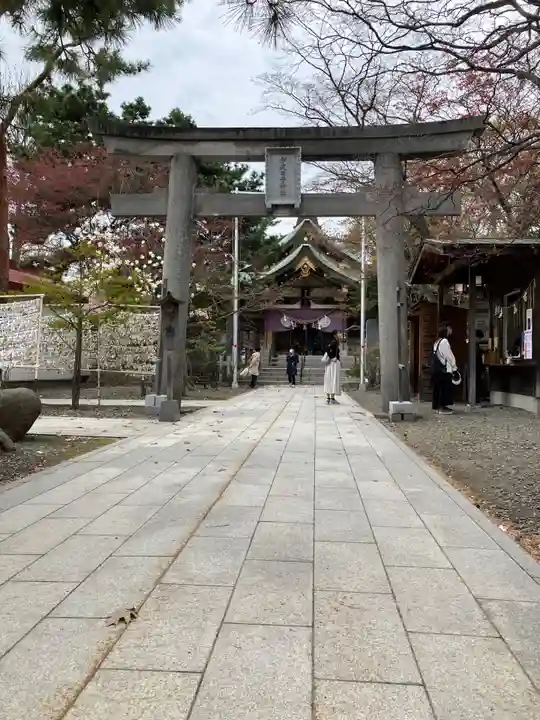 彌彦神社 (伊夜日子神社)の鳥居