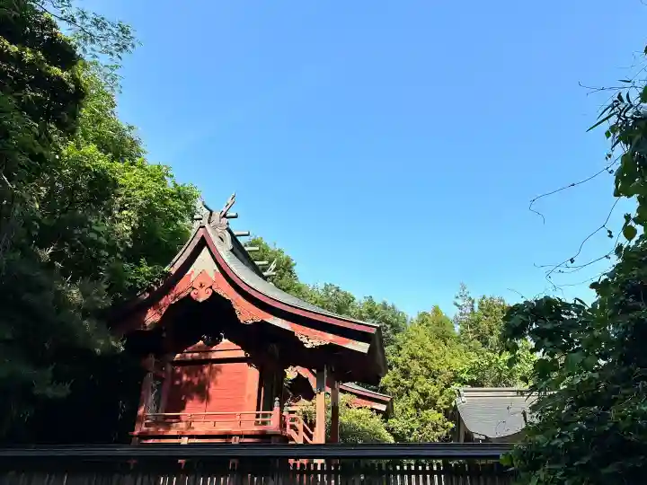 月山神社の{uncategorized: "未分類", other: "その他", undefined: "問題あり", building: "その他建物", grave: "お墓", sacred_gate: "鳥居", guardian: "狛犬", statue: "像", buddha: "仏像", history: "歴史", nature: "自然", garden: "庭園", animal: "動物", pagoda: "塔", temizu: "手水舎", mountain_gate: "山門・神門", sanctuary: "本殿・本堂", subordinate: "末社・摂社", art: "芸術", scenery: "景色", jizo: "地蔵", ema: "絵馬", goshuin: "御朱印", omikuji: "おみくじ", items: "授与品その他", amulet: "お守り", goshuincho: "御朱印帳", eats: "食事", festival: "お祭り", votive_dance: "神楽", shichigosan: "七五三参", wedding: "結婚式", experience: "体験その他", initially: "初詣", around: "周辺", anti_infection: "感染症対策"}