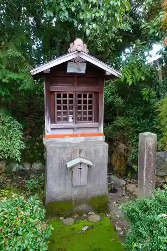 即成院の末社・摂社