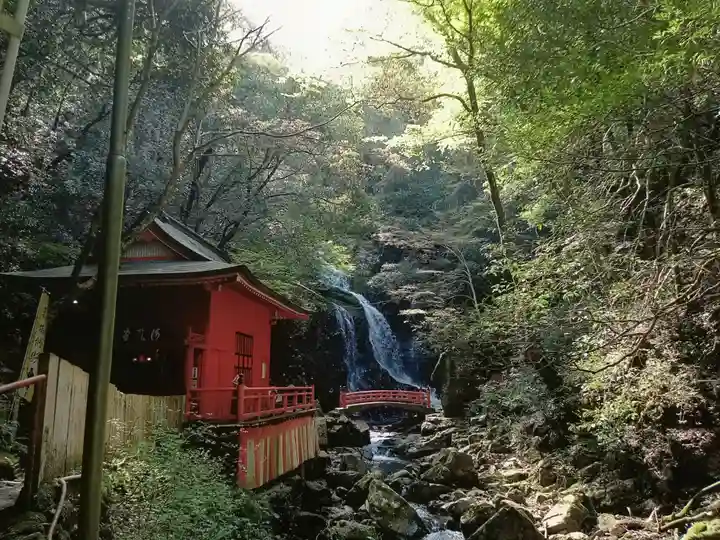 大本山七宝瀧寺(大阪府)