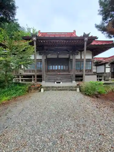 崇真寺(開運犬り切不動尊)の本殿・本堂