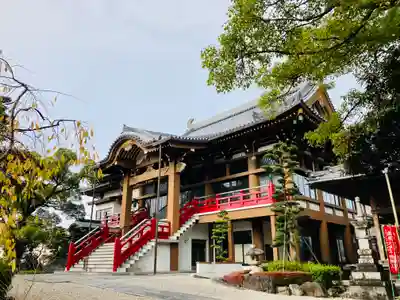 味鏡山 護國院の本殿・本堂