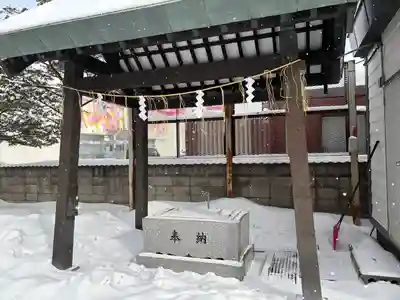 上白石神社の手水舎