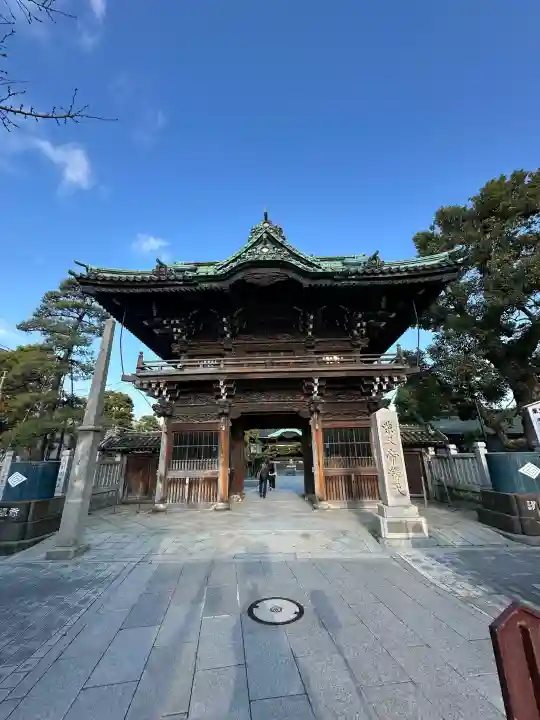 題経寺(柴又帝釈天)の{uncategorized: "未分類", other: "その他", undefined: "問題あり", building: "その他建物", grave: "お墓", sacred_gate: "鳥居", guardian: "狛犬", statue: "像", buddha: "仏像", history: "歴史", nature: "自然", garden: "庭園", animal: "動物", pagoda: "塔", temizu: "手水舎", mountain_gate: "山門・神門", sanctuary: "本殿・本堂", subordinate: "末社・摂社", art: "芸術", scenery: "景色", jizo: "地蔵", ema: "絵馬", goshuin: "御朱印", omikuji: "おみくじ", items: "授与品その他", amulet: "お守り", goshuincho: "御朱印帳", eats: "食事", festival: "お祭り", votive_dance: "神楽", shichigosan: "七五三参", wedding: "結婚式", experience: "体験その他", initially: "初詣", around: "周辺", anti_infection: "感染症対策"}