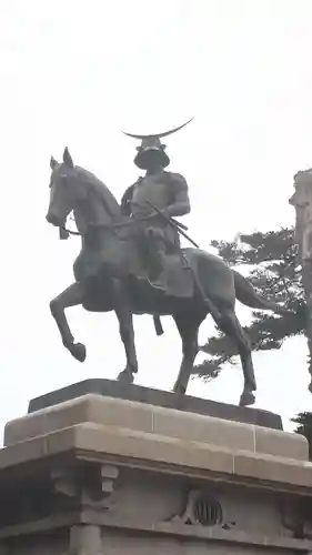 宮城縣護國神社の像