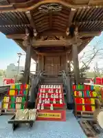 深川開運出世稲荷の{uncategorized: "未分類", other: "その他", undefined: "問題あり", building: "その他建物", grave: "お墓", sacred_gate: "鳥居", guardian: "狛犬", statue: "像", buddha: "仏像", history: "歴史", nature: "自然", garden: "庭園", animal: "動物", pagoda: "塔", temizu: "手水舎", mountain_gate: "山門・神門", sanctuary: "本殿・本堂", subordinate: "末社・摂社", art: "芸術", scenery: "景色", jizo: "地蔵", ema: "絵馬", goshuin: "御朱印", omikuji: "おみくじ", items: "授与品その他", amulet: "お守り", goshuincho: "御朱印帳", eats: "食事", festival: "お祭り", votive_dance: "神楽", shichigosan: "七五三参", wedding: "結婚式", experience: "体験その他", initially: "初詣", around: "周辺", anti_infection: "感染症対策"}