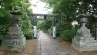 春日部八幡神社の鳥居