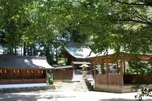 飛鳥坐神社の末社・摂社