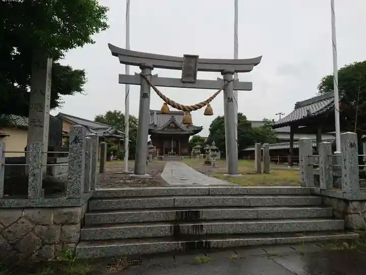八幡社の鳥居