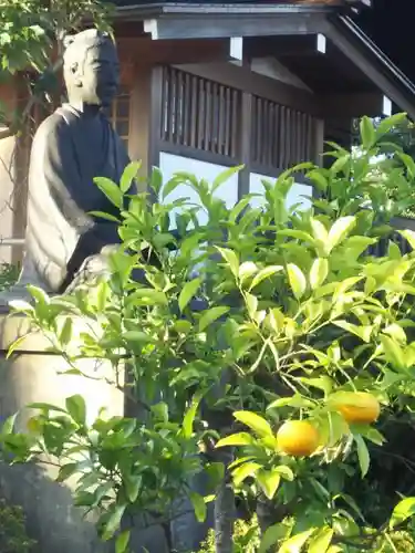 松陰神社の像