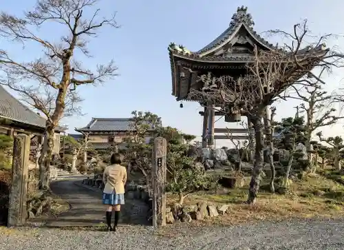 専明寺の山門