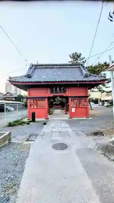 青梅神社の山門・神門