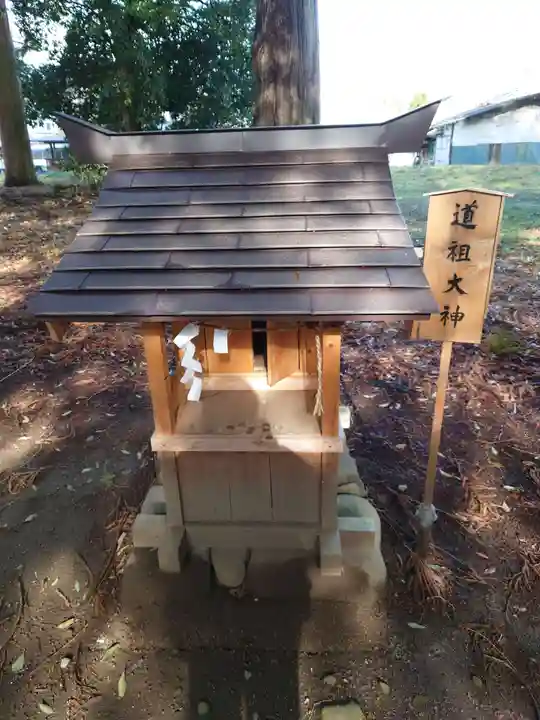 大井俣窪八幡神社(山梨県)