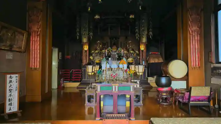 薬研堀不動院(川崎大師東京別院)の{uncategorized: "未分類", other: "その他", undefined: "問題あり", building: "その他建物", grave: "お墓", sacred_gate: "鳥居", guardian: "狛犬", statue: "像", buddha: "仏像", history: "歴史", nature: "自然", garden: "庭園", animal: "動物", pagoda: "塔", temizu: "手水舎", mountain_gate: "山門・神門", sanctuary: "本殿・本堂", subordinate: "末社・摂社", art: "芸術", scenery: "景色", jizo: "地蔵", ema: "絵馬", goshuin: "御朱印", omikuji: "おみくじ", items: "授与品その他", amulet: "お守り", goshuincho: "御朱印帳", eats: "食事", festival: "お祭り", votive_dance: "神楽", shichigosan: "七五三参", wedding: "結婚式", experience: "体験その他", initially: "初詣", around: "周辺", anti_infection: "感染症対策"}