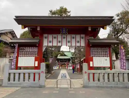 立石熊野神社の山門